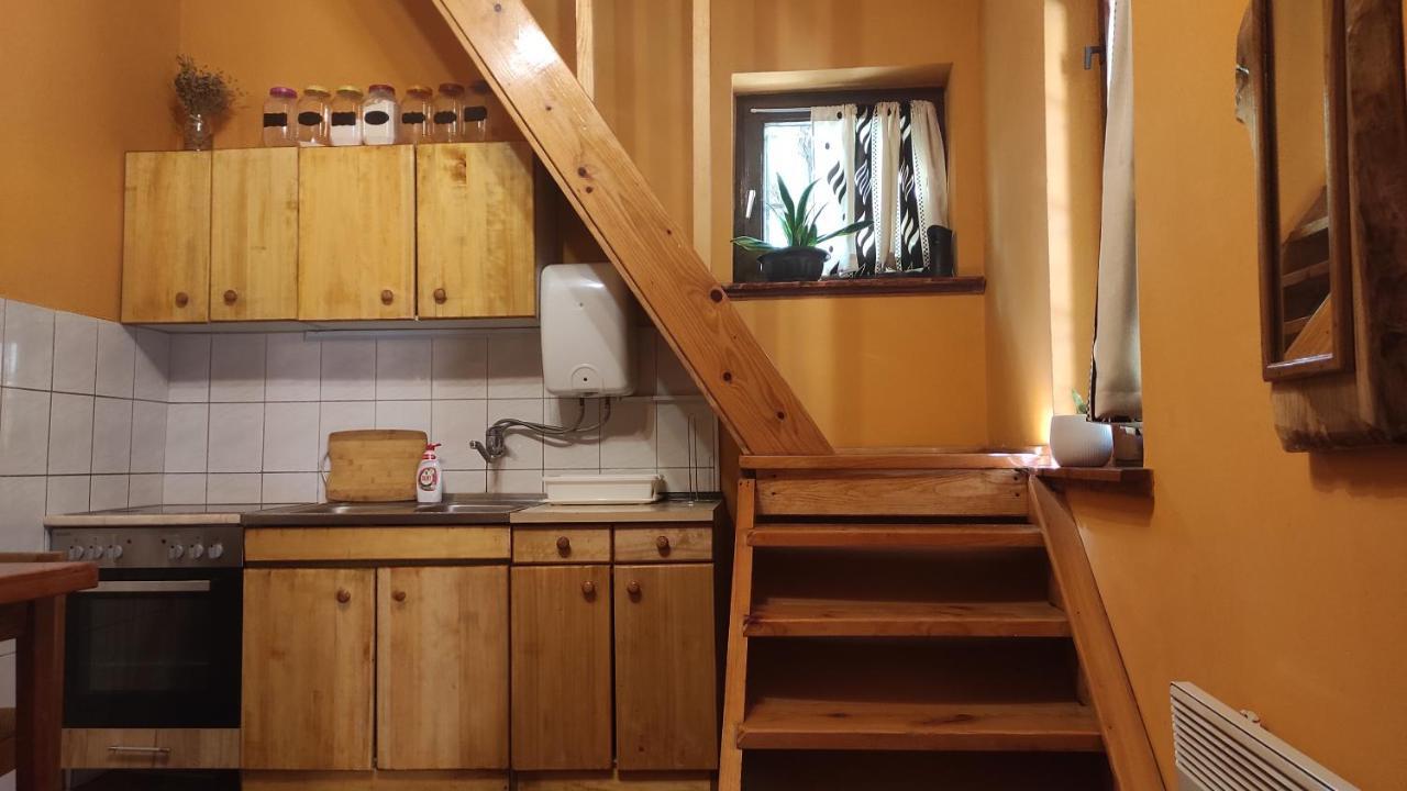 Ferienwohnung Wood House Ruma Exterior foto