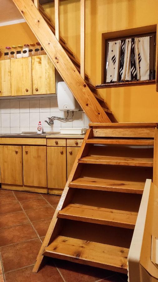 Ferienwohnung Wood House Ruma Exterior foto