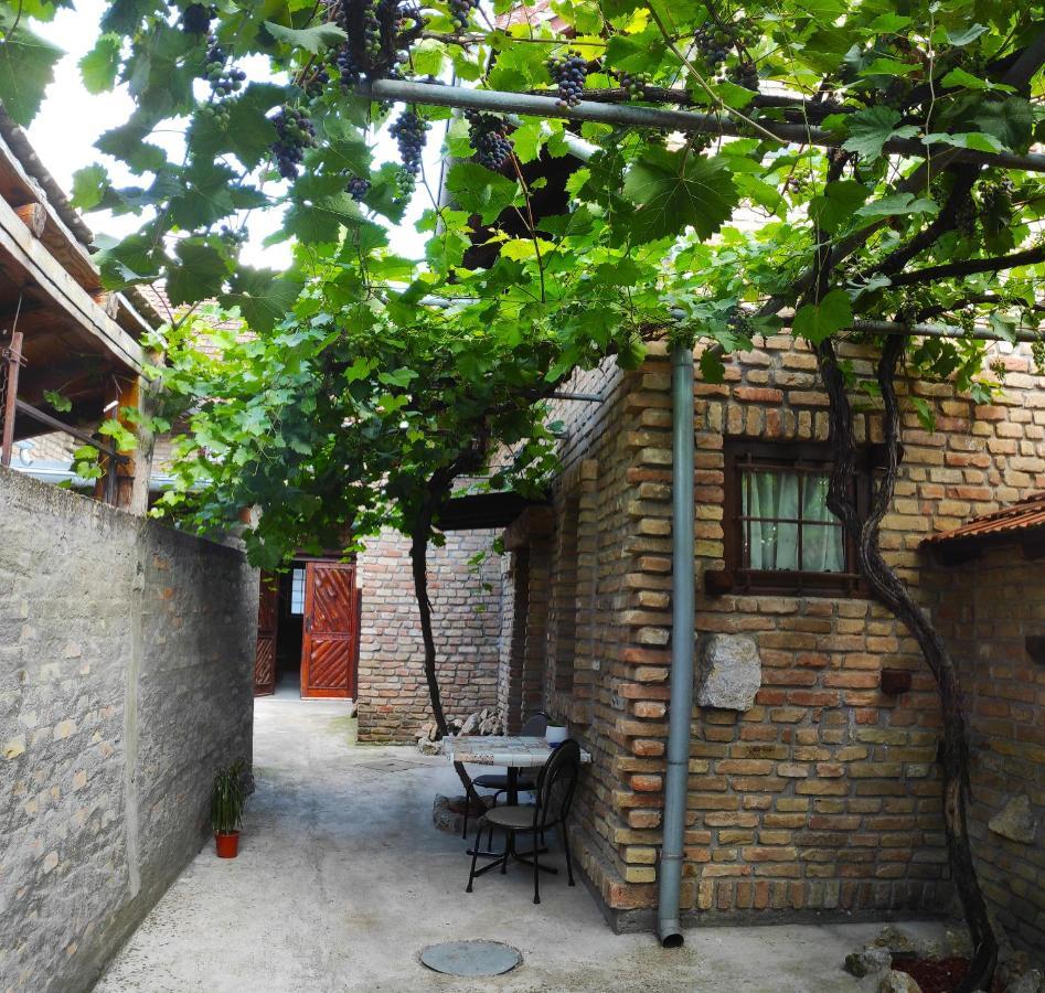 Ferienwohnung Wood House Ruma Exterior foto